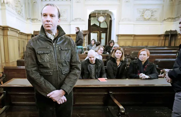 Zdravnik Ivan Radan, ki je  obtožen umora svojih šestih 
bolnikov iz morilske sle, na današnjem predobravnavnem 
naroku ni priznal krivde.