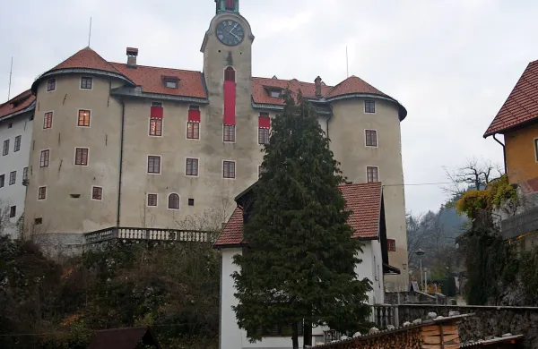 V Mestnem muzeja Idrija bodo drevi odprli novo stalno 
razstavo Po sledi Merkurja: Idrija-Almaden.