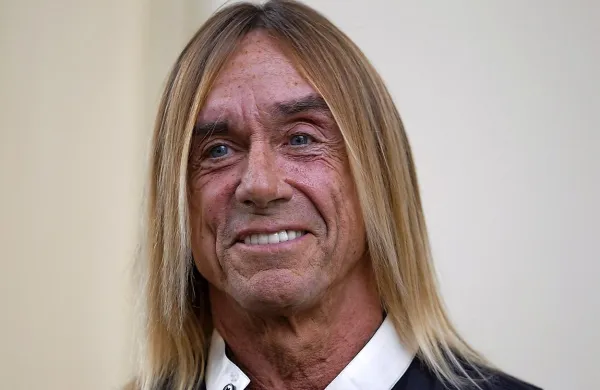 Iggy Pop se je po premoru vrnil na glasbeno sceno v minulih 
letih. Nazadnje je leta 2013 izdal albumu Ready to Die, ki je 
zaznamoval povratek njegove zasedbe The Stooges.