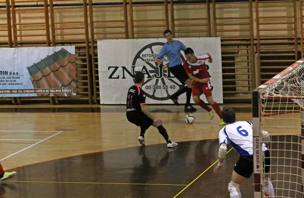 Slovensko reprezentanco v dvoranskem nogometu v začetku 
februarja čaka EP.