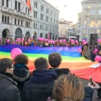 Mavrični trg Unitá

