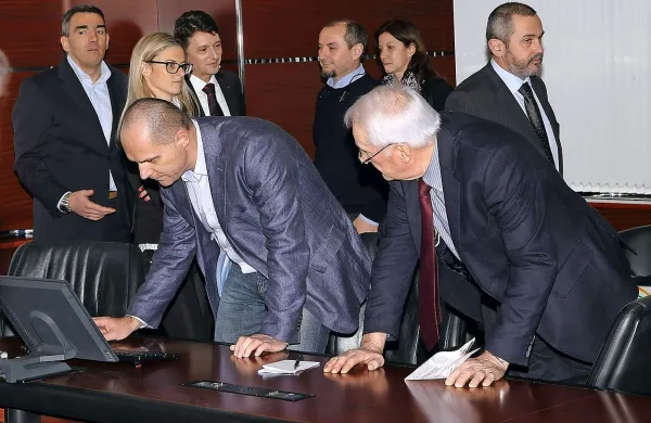 Za vse tire se bodo zadolžili, le za drugi tir se nočejo