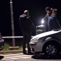 Koprski kriminalisti so prišli raziskat okoliščine dogodka.
