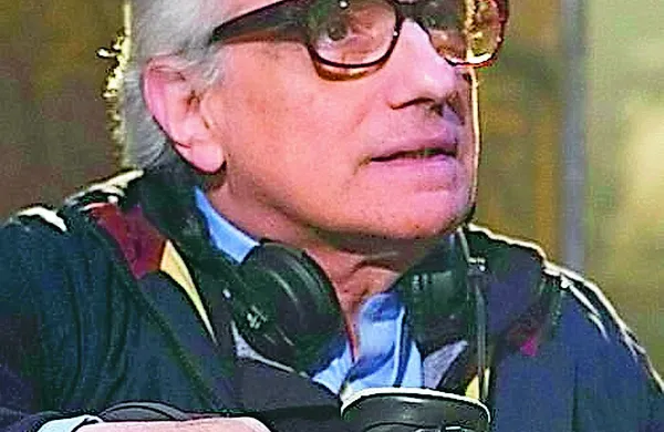Martin Scorsese kot režiser trenutno dela na filmu Silence, v 
katerem nastopa Liam Neeson.