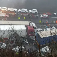 Na primorski avtocesti trčilo več kot 70  vozil, &scaron;tirje mrtvi