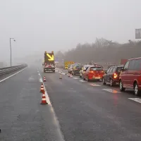 Na odseku, kjer je prišlo do prometne nesreče,  je avtocesta 
zaprta v obe smeri.