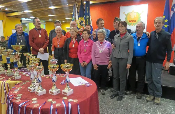   V kategoriji borcev so najmnožičnejši udeleženci iz Nove 
Gorice odnesli skoraj vse pokale.