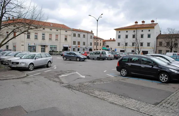 Stanovalci hočejo soodločati, katere prireditve bodo na 
Lavričevem trgu. 