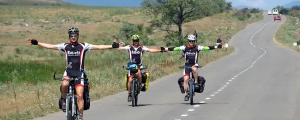 &ldquo;Cilj popotovanja s kolesom je pot sama&rdquo;