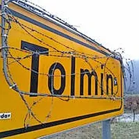 &ldquo;Ožičili&rdquo; tudi primorske table