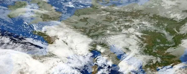 En ciklon odhaja, drugi pa prihaja.