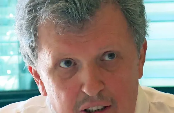 Umrl je Tomaž Lorenz.