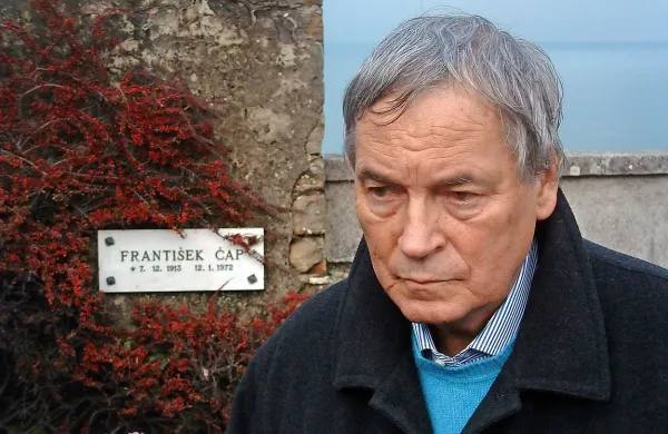 Jože Pogačnik je po dolgotrajni bolezni umrl ponoči.