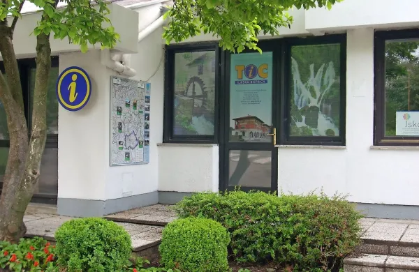 Prostori TIC v Domu na Vidmu pred nekaj leti. Danes za 
njegovo delovanje iščejo še dva uslužbenca. 