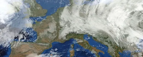 Od zahoda se prehodno krepi anticiklon.