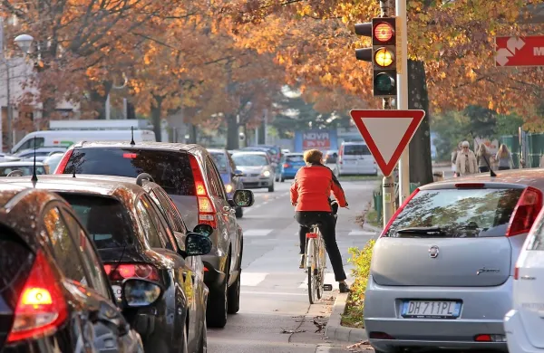 Letos bodo posebno pozornost namenili uresničevanju ukrepov trajnostne mobilnosti. 