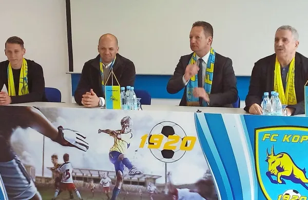 Z leve: Leo Štulac, Slavko Matić, Boris Popovič in Valter 
Valenčič.