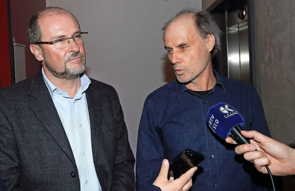 Rado Pišot in Dragan Marušič bosta še nekaj časa iskala pot 
do morebitnega dogovora o prihodnosti sodelovanja ustanov, ki ju vodita. 