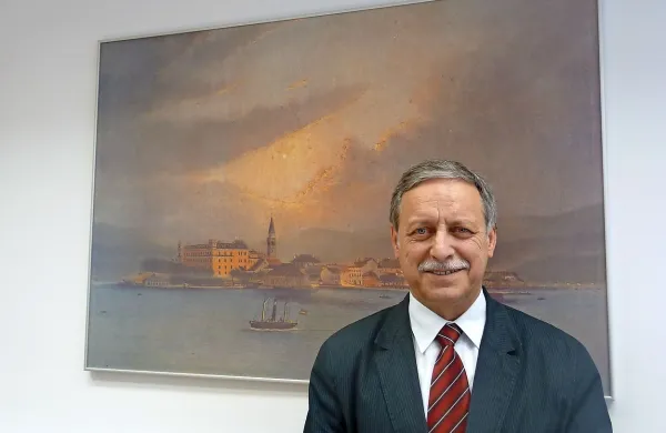 Darko Kavre  