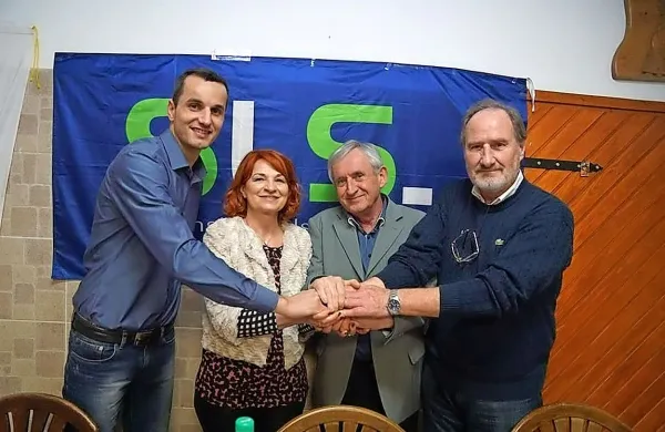 Novo-staro vodstvo mestnega odbora SLS Koper: (z  leve) 
podpredsednik Dragan Sadžak, predsednica Olga Franca, podpredsednik Ivan Dekleva in podpredsednik Branko Čehovin.

