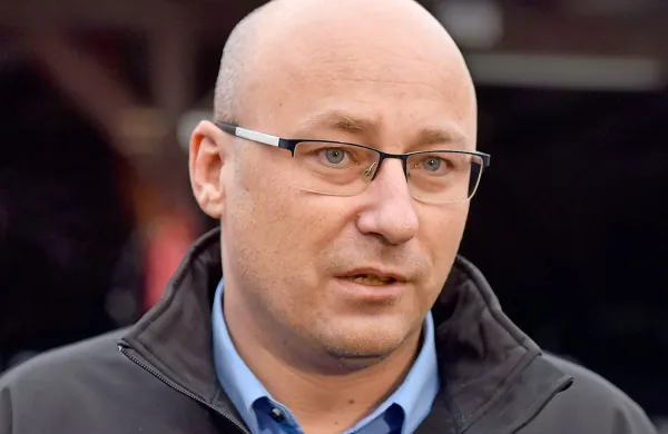  Brez službe  naj bi ostal tudi  predsednik Sindikata policistov 
Slovenije Zoran Petrovič.