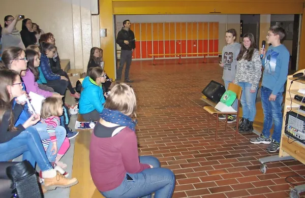 Sodelujoče skupine so predstavile tudi oprijemljive ideje, denimo novo vrsto zvočnika.