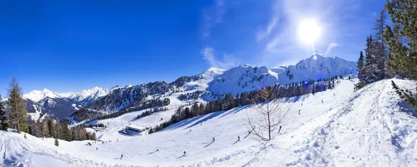 Kopasti smučarski raj