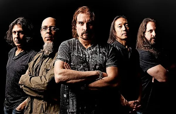 Z najbolj&scaron;im komentarjem do vstopnic za nedeljski koncert Dream Theater
