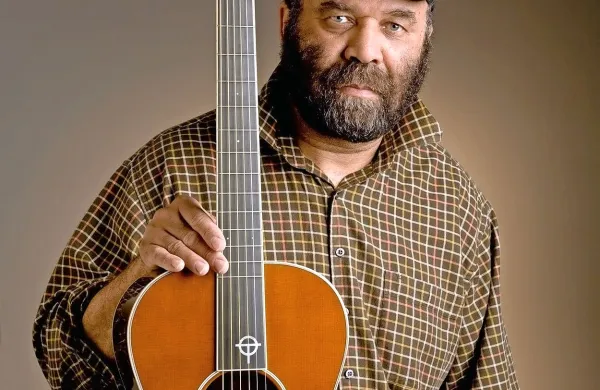 Nocoj bo obiskovalce v Jamskem dvorcu z bluesom uročil 
Otis Taylor.  
