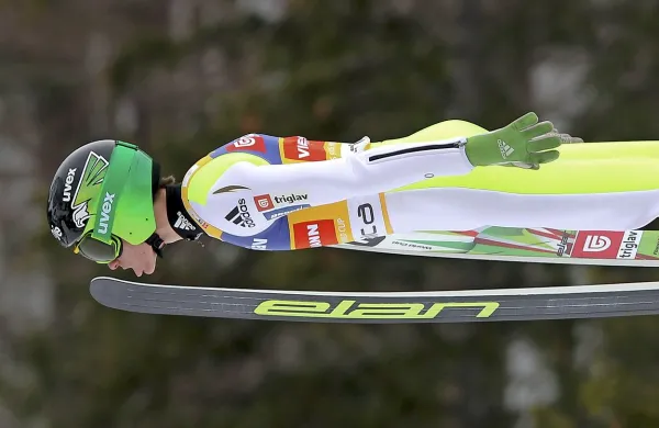 Peter Prevc med poletom, ki mu je prinesel 14. zmago v 
sezoni in tudi rekord po številu osvojenih točk v eni sezoni.