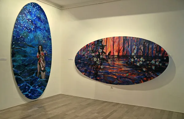 Razstavo   slik  Brine Torkar so odprli sinoči, Roža ljubezni pa 
bo v galeriji Meduza na ogled do 29. aprila.    
