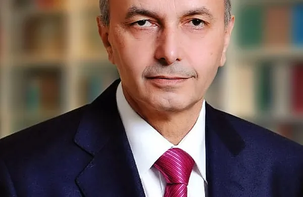 Isa Mustafa