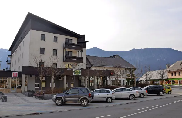 Hotel Alp je lani poleti dobro posloval z 12.000 nočitvami, kar 
je 2000 več kot predlani.