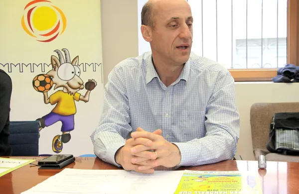 Glavni organizator Tone Barič je zadovoljen z velikim zanimanjem rokometnih klubov za udeležbo na velikonočnem 
turnirju.