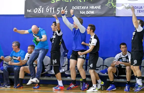 Rokometaši iz Izole so podaljšali niz brez poraza na štiri 
tekme.
