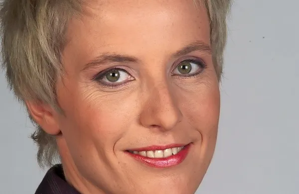Nataša Briški: “Na družbenih omrežjih ni meja, 
tipamo, do koder lahko gremo. Če ni drugega kot 
opominčki in mile disciplinske kazni, zakaj bi 
nehali?” 