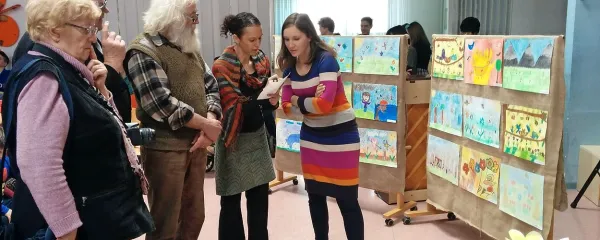 Strokovno komisijo so na likovnem srečanju sestavljali (z leve) Marija Perat, Valentin Kralj in Franc Golob.  
