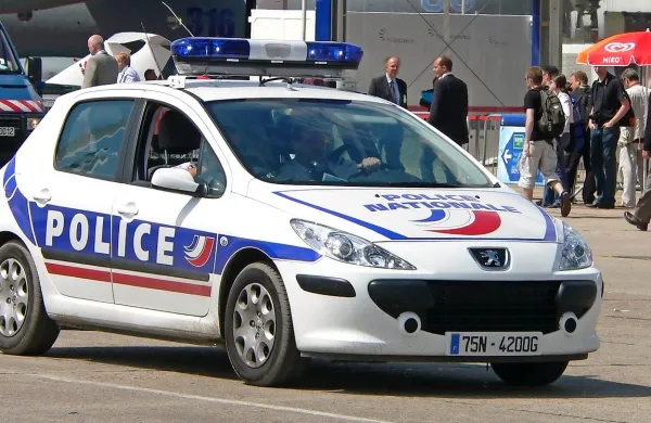Nizozemska policija aretirala Francoza, ki naj bi načrtoval napade v Franciji