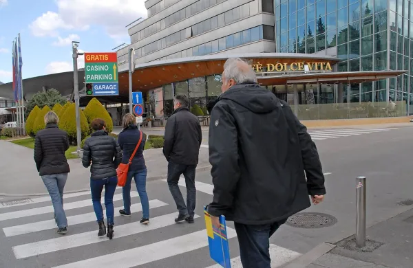 V Hitu so z zasedenostjo kapacitet in obiskom igralnic na 
Goriškem in v Kranjski Gori med prazniki zelo zadovoljni.  