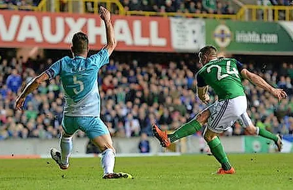 Slovenski nogometa&scaron;i poraženi v Belfastu