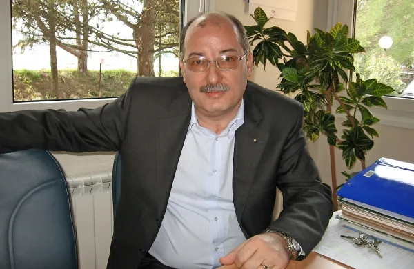 “V Piranu trenutno dela še en zdravnik in se lahko ljudje v tem 
tednu obrnejo nanj,”   meni direktor piranskega zdravstvenega 
doma Matjaž Krajnc. 