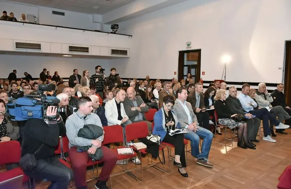 Zbor občanov je bil nekoliko slabše obiskan.