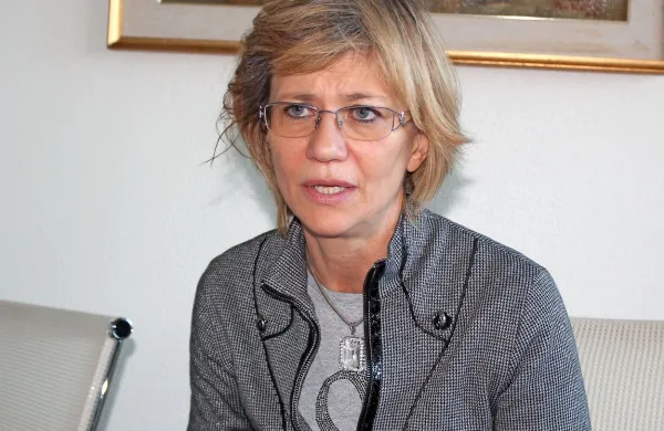 Direktorica Zdravstvenega doma dr. Franca Ambrožiča Postojna Irena Vatovec Progar.