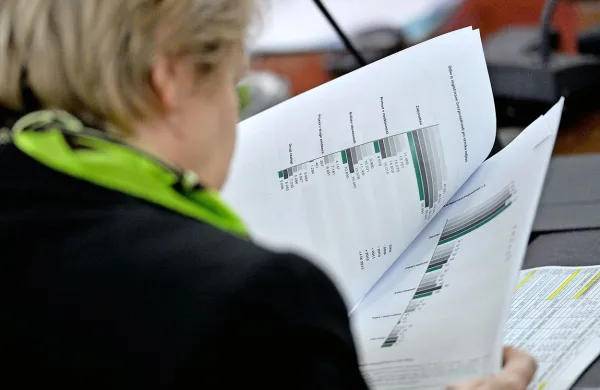 Stopnja registrirane brezposelnosti je v Sloveniji februarja 
znašala 12,6 odstotka.