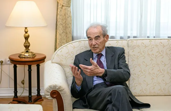 Robert Badinter