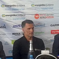 Lenarčič na portoro&scaron;kem letali&scaron;ču sklenil pot okrog sveta