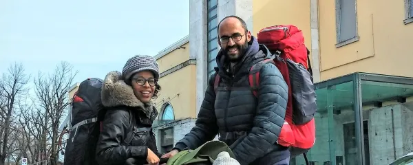 Rimska družinica potuje po Italiji in odkriva kulinariko italijanske kuhinje.