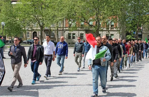 Člani gibanja CasaPound ponovno paradirali po Gorici (foto)