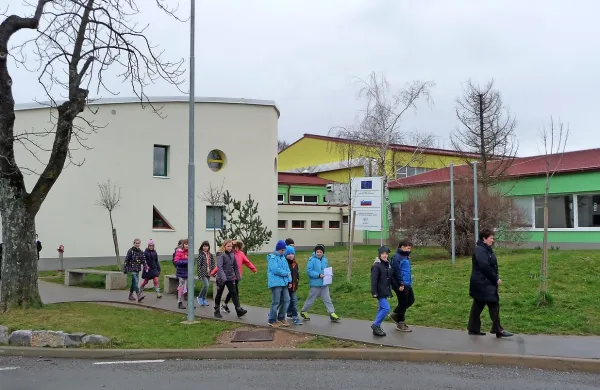 Energetska sanacija divaške osnovne šole je stala  845.000 
evrov, toda kar 600.000 evrov je prišlo iz evropske in državne 
blagajne. 