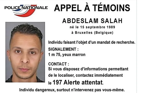  Glavni osumljenec za teroristične napade v Parizu Salah 
Abdeslam je bil danes obtožen umora, sodelovanja v teroristični skupini ter posedovanja orožja in razstreliva.
